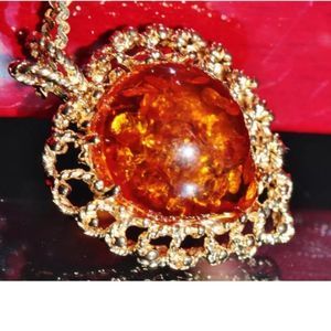 10k yellow gold heart pendant Russian amber charm